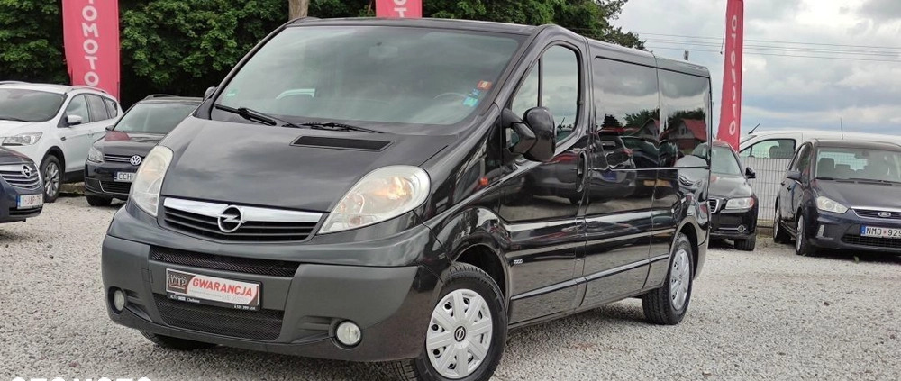 Opel Vivaro cena 44900 przebieg: 301759, rok produkcji 2009 z Janów Lubelski małe 562